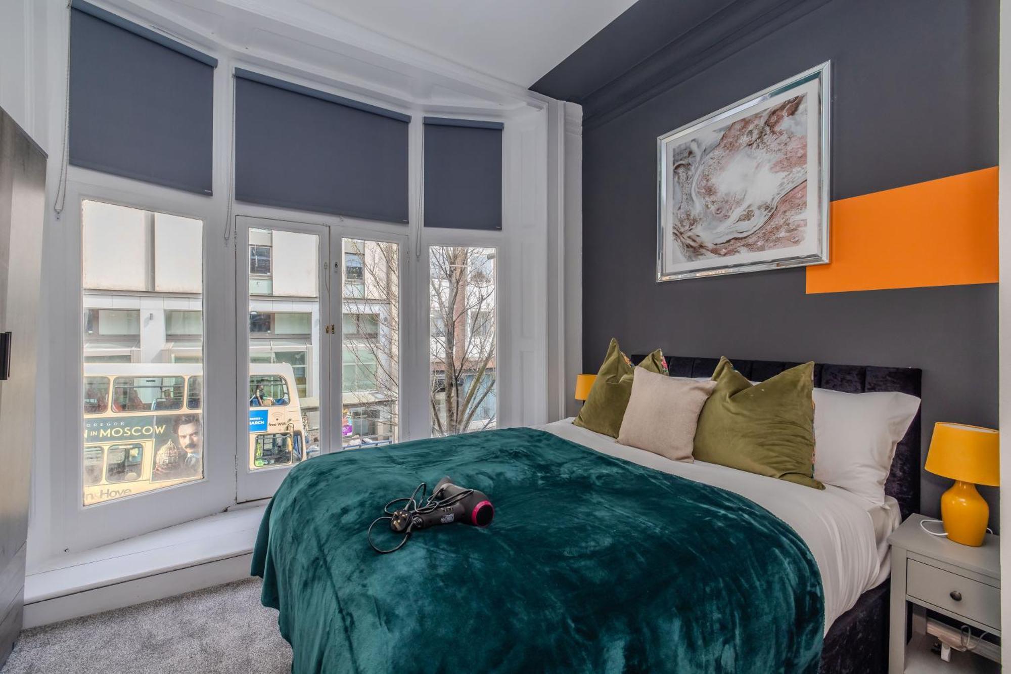 2 Bedroom Flat Next To Brighton Station & Beach I Sleep 8 Guests Buitenkant foto