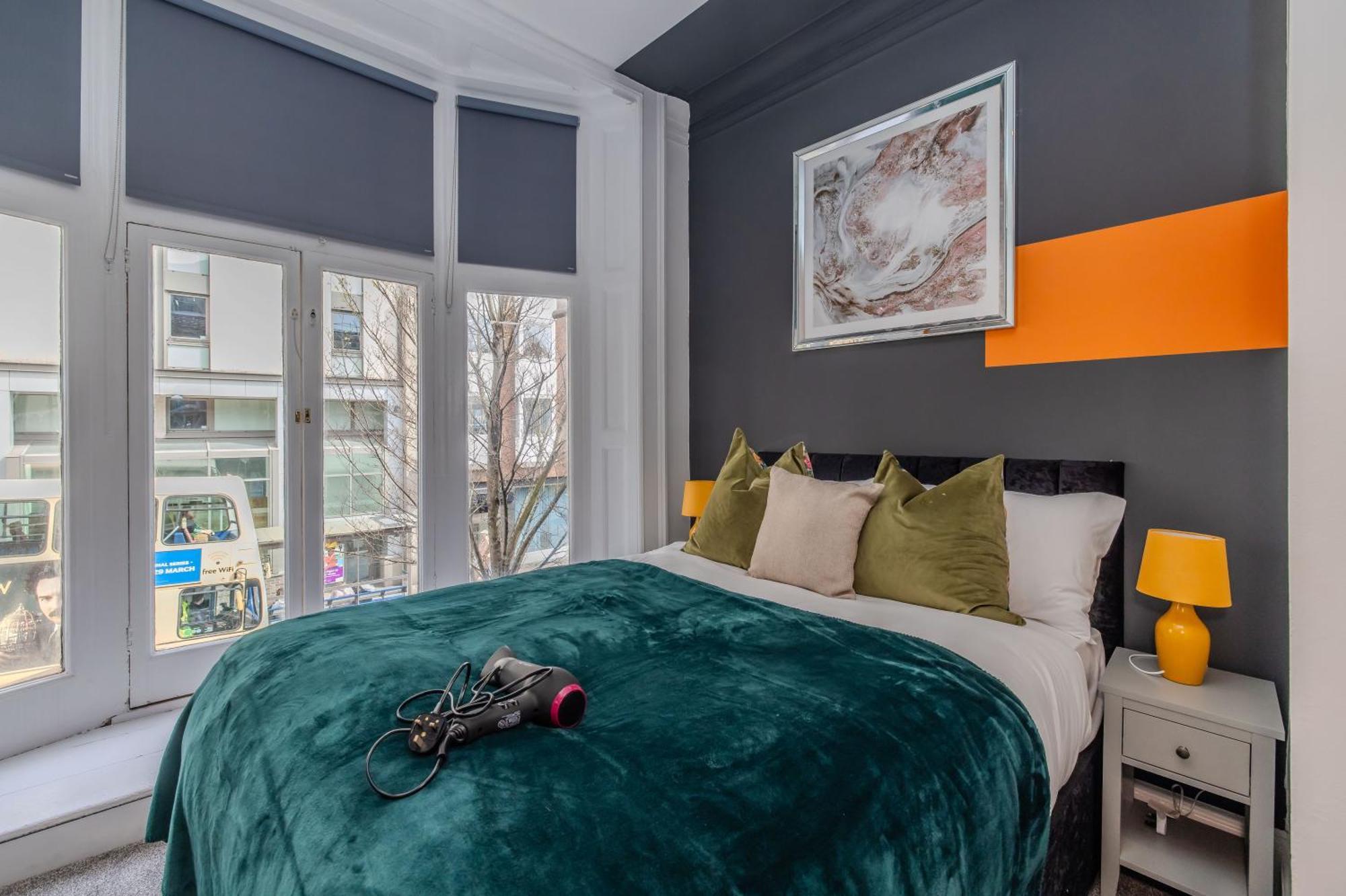 2 Bedroom Flat Next To Brighton Station & Beach I Sleep 8 Guests Buitenkant foto