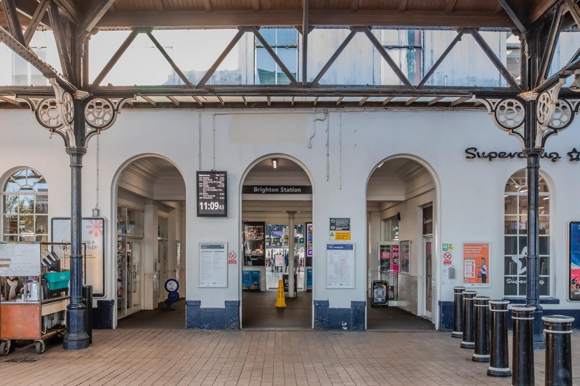 2 Bedroom Flat Next To Brighton Station & Beach I Sleep 8 Guests Buitenkant foto