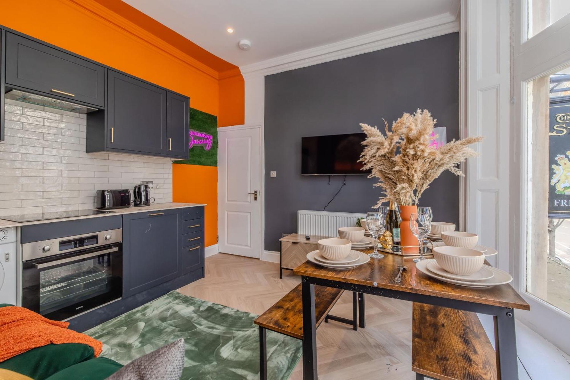 2 Bedroom Flat Next To Brighton Station & Beach I Sleep 8 Guests Buitenkant foto